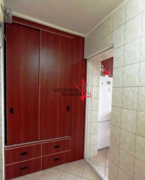 Titan, Piata Minis vanzare 3 camere
